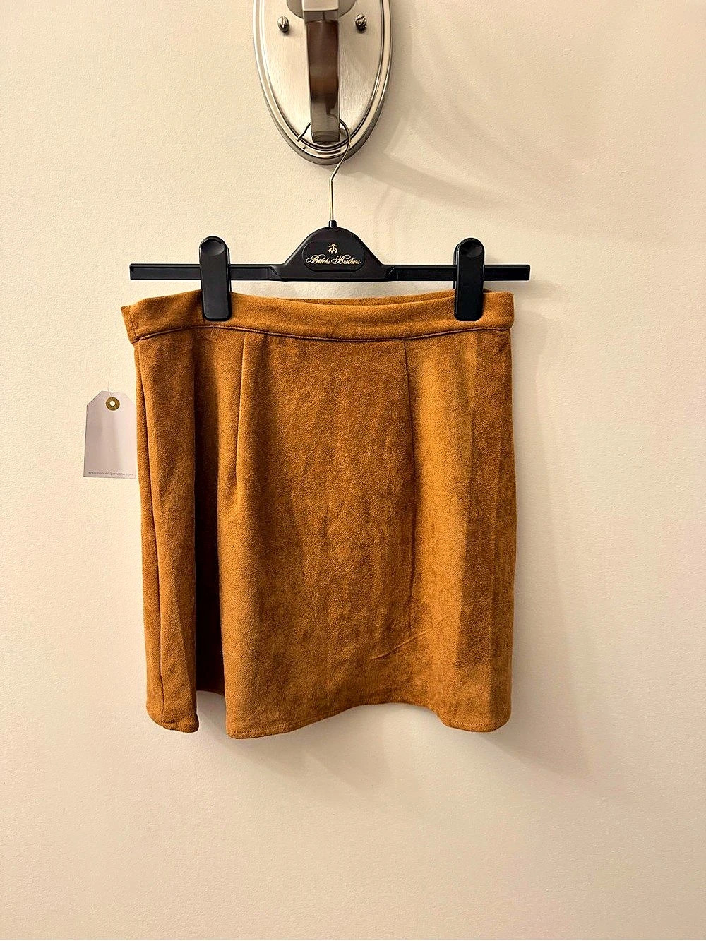 Coco + Jaimeson Microsuede Side Button Skirt Brown Medium - Picture 2 of 8